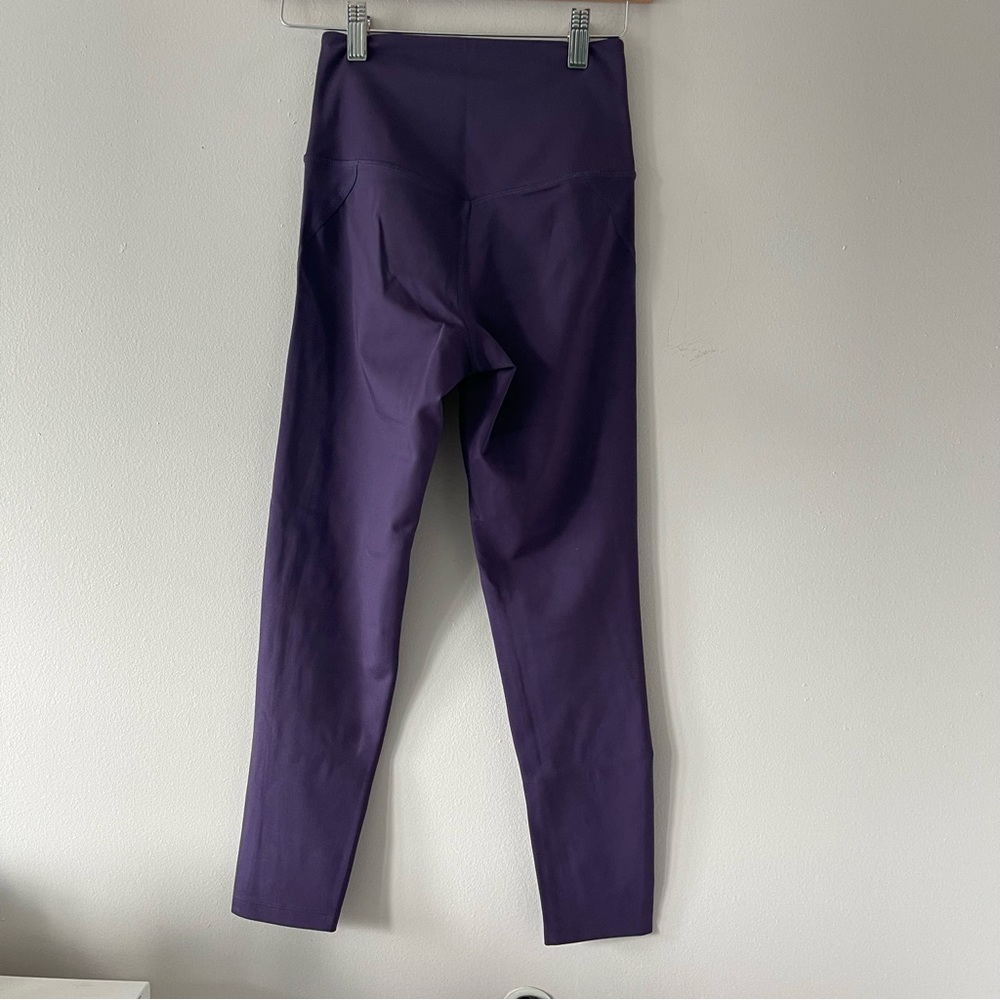Girlfriend Collective Compressive High-Rise Leggings (set sold separately) - Picture 3 of 4